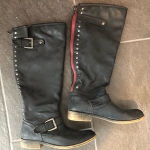Madden Girl Cactuss Boots, size 8